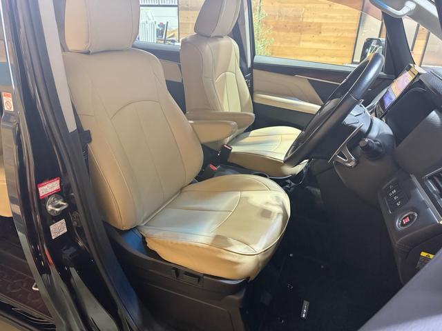 デリカD:5 P 4WD 禁煙者 フリップダウンモニター ワンオーナー(15枚目)