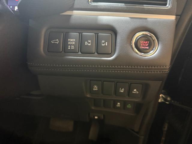 デリカD:5 P 4WD 禁煙者 フリップダウンモニター ワンオーナー(22枚目)