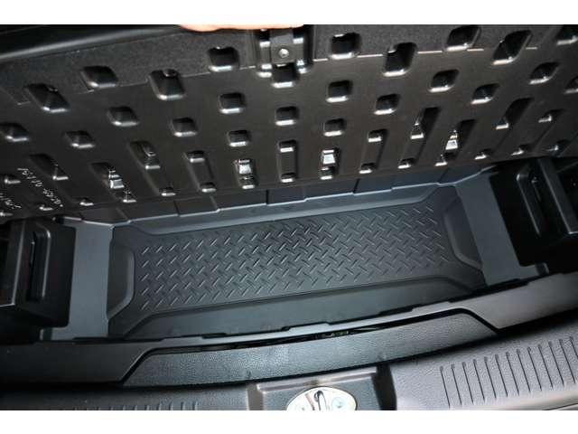 ハスラー ＪスタイルＩＩターボ　ＮＡＶＩ　ＥＳＣ　シートＨ　クルーズコントロール　アルミホイール　スマートキー　エアバック　セキュリティ　キーレス　ターボ車　ＥＴＣ　パワーウインドウ　パワーステアリング　ＡＢＳ　パークセンサー（18枚目）