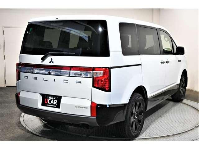 デリカD:5 シャモニー アイドリングS アクティブクルーズコントロール イモビ 衝突被害軽減装置 Bモニター サイドカメラ 助手席エアバッグ 電動リアゲート 4WD シートH パワーシート キーフリー 寒冷地仕様車 ABS(4枚目)