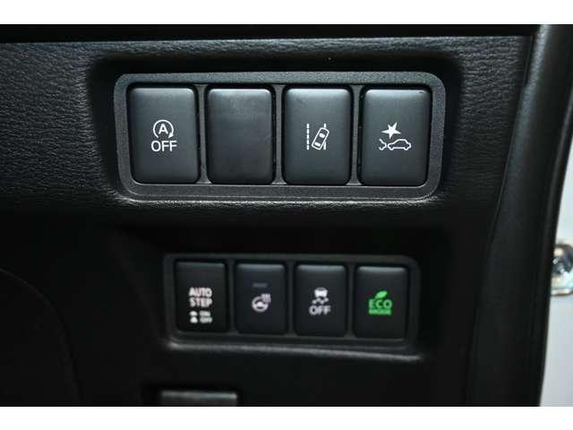 デリカD:5 シャモニー アイドリングS アクティブクルーズコントロール イモビ 衝突被害軽減装置 Bモニター サイドカメラ 助手席エアバッグ 電動リアゲート 4WD シートH パワーシート キーフリー 寒冷地仕様車 ABS(8枚目)