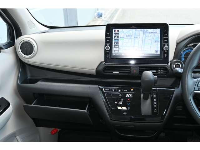 デイズ Ｘ　ナビ　バックカメラ　ＥＴＣ　コーナーソナー　踏み間違え防止　横滑防止装置　スマートキー　イモビライザー　バックカメラ　ＥＴＣ　カーナビ　アイドリングストップ　キーレス　フルオートエアコン　ＷＡＢ　ＰＳ（16枚目）