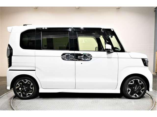 Ｎ－ＢＯＸカスタム Ｇ・Ｌターボホンダセンシング　カーナビ　両側ＰＷスライドドア　Ｂモニタ　Ｉストップ　セキュリティー　クルーズコントロール　キーレスエントリー　ヒーター　ＶＳＡ　ベンチＳ　ＬＥＤランプ　助手席エアバック　ターボモデル　ＰＷ　アルミ（3枚目）