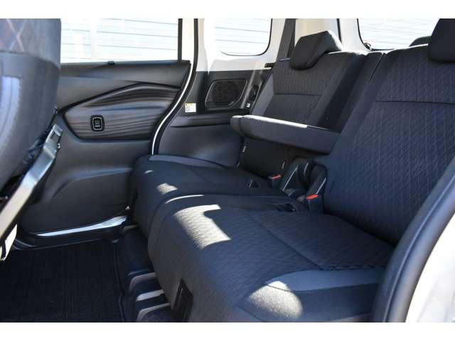 デリカD:2 カスタムハイブリッドMV全方位カメラ付ナビパッケージ 両側自動ドア DVD パーキングセンサー スマートキー メモリーナビ シートヒーター アイドリングストップ ASC キーレス オートクルーズコントロール バックカメラ デュアルカメラブレーキS(16枚目)