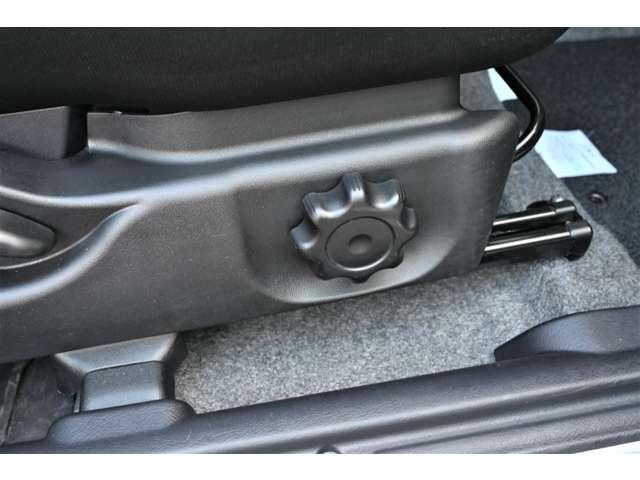 パジェロミニ ＶＲ　ナビ　電動格納ドアミラー　フォグランプ　ＡＣ　メモリ－ナビ　ＡＷ　パワーウインドー　キーレスエントリーキー　ＳＲＳ　切り替え４ＷＤ　助手席エアバック　ＰＳ　カーナビ　ＡＢＳ　ターボエンジン（12枚目）