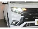 LEDヘッドランプを装備☆☆ハロゲンヘッドランプに比べて照射範囲が広く、前方だけでなく左右方向へも広範囲に照らすことができますので安心です!☆省電力なのでバッテリーにも優しいです。