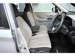 �礭�ʥ٥�������Ȥ�­����ҥ��ӥ����緿�����ȤǺ¤꿴�Ϥϲ�Ŭ������ˤ�ɪ�ݤ��դ��Ƥ�ä���ɥ饤�֢� 4