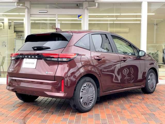 ノート 1.2 X ☆元社有車☆衝突被害軽減ブレーキ☆踏み間違い防止装置☆9インチモニターメモリーナビ☆アラウンドビューモニター☆アダプティブヘッドライト☆ドライブレコーダー☆ETC2.0(3枚目)