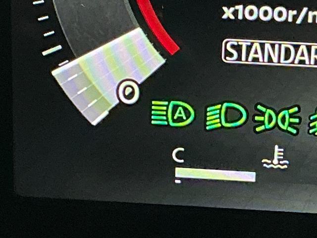 セレナ 2.0 ハイウェイスターV ☆プロパイロット☆NissanConnectナビゲーション☆両側電動スライドドア☆アダプティブLEDヘッドライト☆ワンオーナー車☆ETC2.0☆Wエアコン☆シートヒーター☆ステアリングヒーター(29枚目)