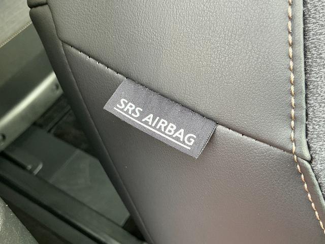 セレナ 2.0 ハイウェイスターV ☆プロパイロット☆NissanConnectナビゲーション☆両側電動スライドドア☆アダプティブLEDヘッドライト☆ワンオーナー車☆ETC2.0☆Wエアコン☆シートヒーター☆ステアリングヒーター(39枚目)