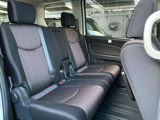 セレナ 2.0 ハイウェイスター S-HYBRID ☆ワンオーナー☆衝突被害軽減ブレーキ☆アイドリングストップ☆インテリジェントキー☆LEDヘッドライト☆オートクルーズコントロール☆メモリ-ナビ☆後席モニター☆バックカメラ☆ETC☆両側電動スライドドア(6枚目)