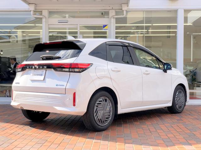 ノート X ☆元試乗車☆衝突被害軽減ブレーキ☆踏み間違い防止装置☆アラウンドビューモニター☆プロパイロット☆日産コネクトナビ☆アダプティブLEDヘッドライト☆スマートルームミラー☆ワイヤレス充電器☆ETC2.0(2枚目)