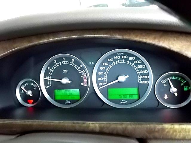 Ｓタイプ ２．５Ｖ６　Ｓタイプ後期モデル　禁煙車　ペット乗車歴無　屋根付車庫保管車　シートヒーター付本革ベージュ電動シート　ウッドパネル　純正ナビ　電動ネオコン　バックソーナー　ヒーターバルブ交換済（34枚目）