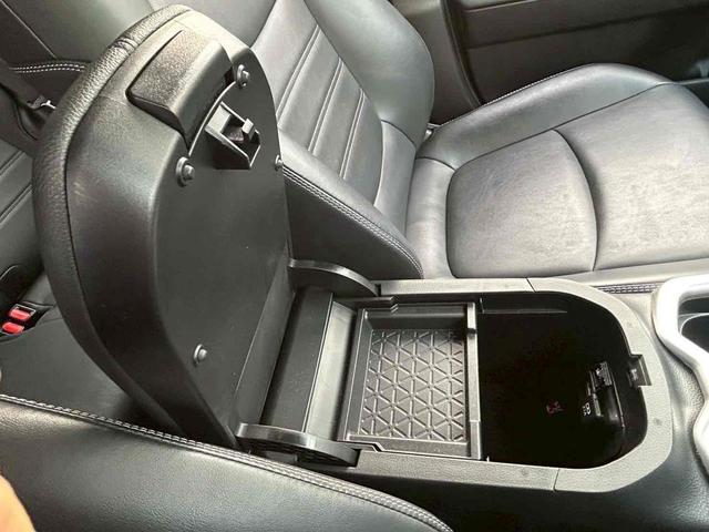 ＲＡＶ４ Ｇ　モデリスタ　４ＷＤ　ドラレコ　ＥＴＣ　バックカメラ　クリアランスソナー　オートクルーズコントロール　パワーシート　衝突被害軽減システム　ＴＶ　オートマチックハイビーム　オートライト　ＬＥＤヘッドランプ（38枚目）