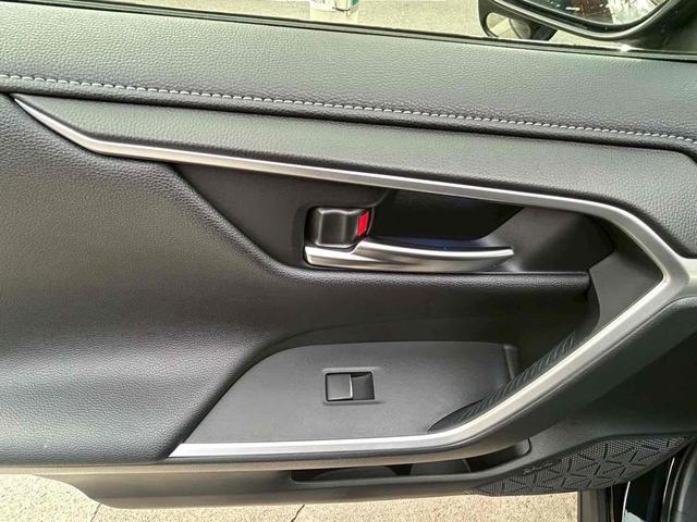 ＲＡＶ４ Ｇ　モデリスタ　４ＷＤ　ドラレコ　ＥＴＣ　バックカメラ　クリアランスソナー　オートクルーズコントロール　パワーシート　衝突被害軽減システム　ＴＶ　オートマチックハイビーム　オートライト　ＬＥＤヘッドランプ（54枚目）