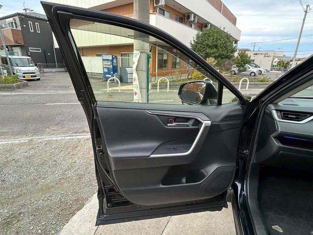 ＲＡＶ４ Ｇ　モデリスタ　４ＷＤ　ドラレコ　ＥＴＣ　バックカメラ　クリアランスソナー　オートクルーズコントロール　パワーシート　衝突被害軽減システム　ＴＶ　オートマチックハイビーム　オートライト　ＬＥＤヘッドランプ（55枚目）
