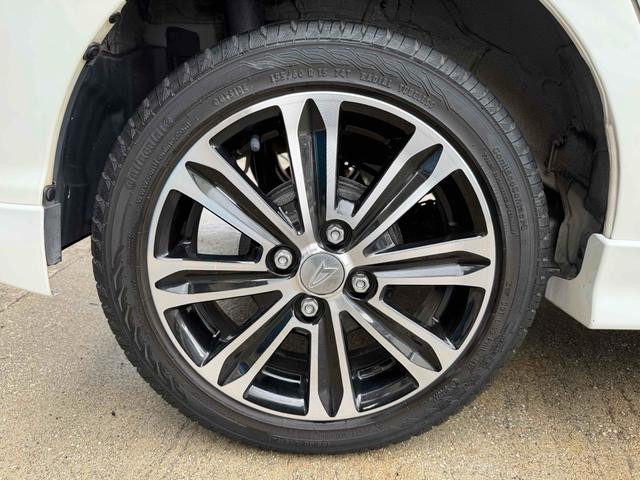 タント カスタムＸ　トップエディションＳＡＩＩＩ　ＥＴＣ　バックカメラ　両側電動スライドドア　ナビ　ＴＶ　クリアランスソナー　衝突被害軽減システム　オートマチックハイビーム　オートライト　ＬＥＤヘッドランプ　スマートキー　アイドリングストップ（19枚目）