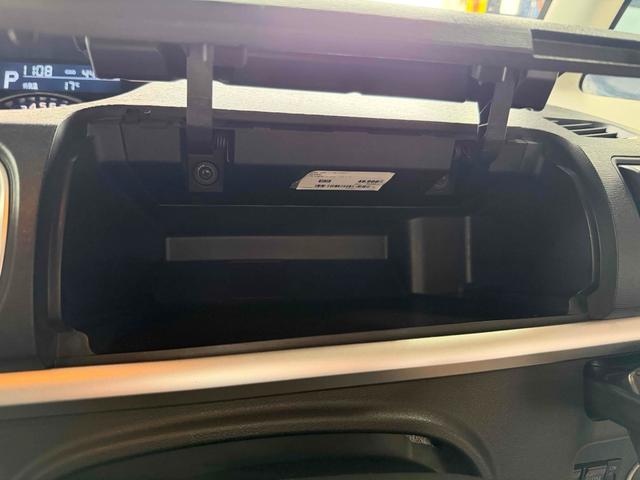 タント カスタムＸ　トップエディションＳＡＩＩＩ　ＥＴＣ　バックカメラ　両側電動スライドドア　ナビ　ＴＶ　クリアランスソナー　衝突被害軽減システム　オートマチックハイビーム　オートライト　ＬＥＤヘッドランプ　スマートキー　アイドリングストップ（40枚目）