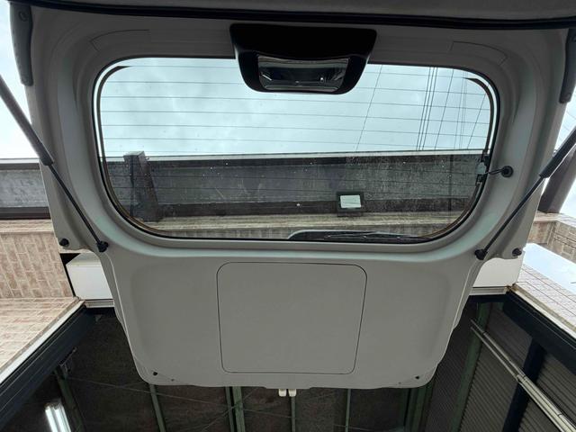 タント カスタムＸ　トップエディションＳＡＩＩＩ　ＥＴＣ　バックカメラ　両側電動スライドドア　ナビ　ＴＶ　クリアランスソナー　衝突被害軽減システム　オートマチックハイビーム　オートライト　ＬＥＤヘッドランプ　スマートキー　アイドリングストップ（61枚目）