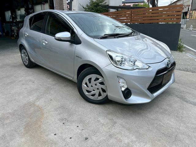 アクア Ｓ　ドライブレコーダー　ＥＴＣ　バックカメラ　ナビ　レーンアシスト　衝突被害軽減システム　オートマチックハイビーム　キーレスエントリー　アイドリングストップ　電動格納ミラー　ＣＶＴ　衝突安全ボディ　ＡＢＳ（12枚目）