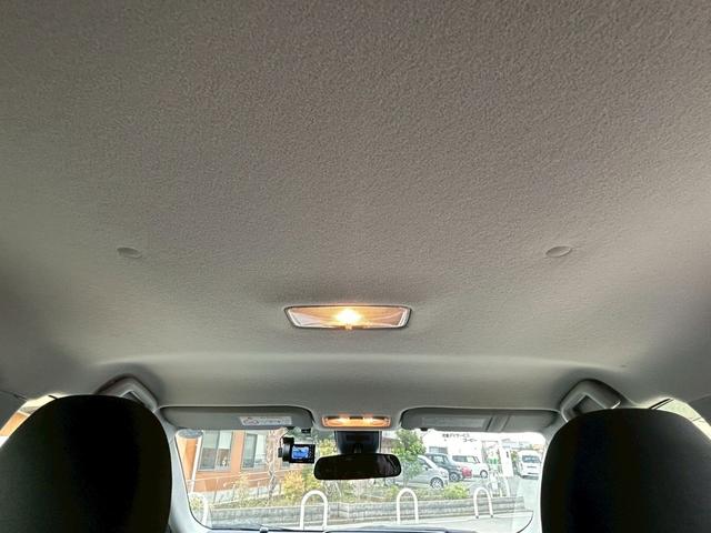 アクア Ｓ　ドライブレコーダー　ＥＴＣ　バックカメラ　ナビ　レーンアシスト　衝突被害軽減システム　オートマチックハイビーム　キーレスエントリー　アイドリングストップ　電動格納ミラー　ＣＶＴ　衝突安全ボディ　ＡＢＳ（22枚目）