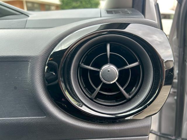 アクア Ｓ　ドライブレコーダー　ＥＴＣ　バックカメラ　ナビ　レーンアシスト　衝突被害軽減システム　オートマチックハイビーム　キーレスエントリー　アイドリングストップ　電動格納ミラー　ＣＶＴ　衝突安全ボディ　ＡＢＳ（46枚目）