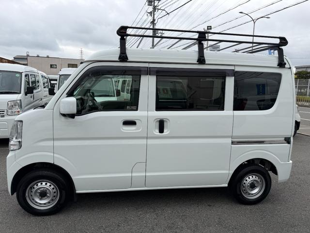 ＮＶ１００クリッパーバン ＤＸ　ＧＬエマージェンシーブレーキパッケージ　ナビ　バックカメラ　Ｂｌｕｅｔｏｏｔｈオーディオ　キーレス　パワーウインドウ　ＥＴＣ　ボディ同色電格ミラー　衝突軽減ブレーキ　黒ナンバー　事業用登録ＯＫ（3枚目）