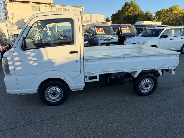 ＮＴ１００クリッパートラック ＤＸ　４ＷＤ　ＡＴ　エアコン　ＡＭ／ＦＭラジオ　エアバッグ　ＡＢＳ　パワーステアリング　黒ナンバー　事業用登録ＯＫ（3枚目）