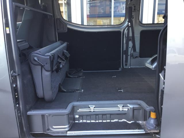 NV350キャラバンバン ロングDX 走行32800キロ・5MT・ETC・社外ナビ・TV(23枚目)