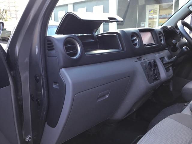 NV350キャラバンバン ロングDX 走行32800キロ・5MT・ETC・社外ナビ・TV(26枚目)