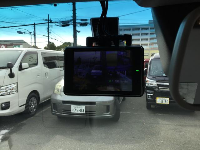 ハイゼットカーゴ DX SAIII 走行28000キロ・純正ナビ、純正ドラレコ・ETC・LEDライト・買取車(3枚目)