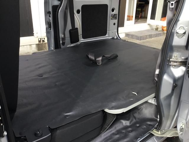 ハイゼットカーゴ DX SAIII 走行28000キロ・純正ナビ、純正ドラレコ・ETC・LEDライト・買取車(27枚目)