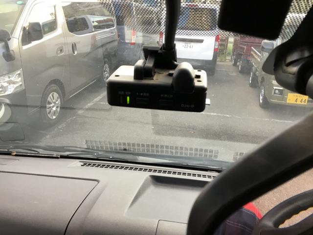 NV350キャラバンバン ロングDXターボ EXパック・ディーゼルターボ・エマージェンシーブレーキ・純正ナビ・フルセグ・BTオーディオ・Bカメラ・ドラレコ・ルーフキャリア(7枚目)