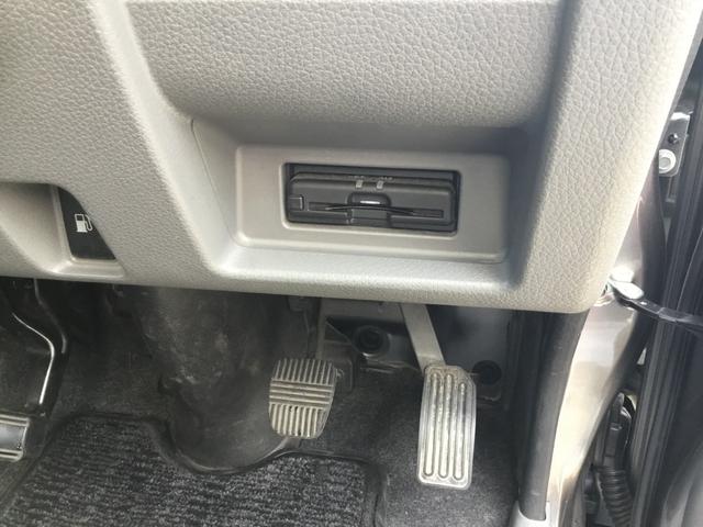 NV350キャラバンバン ロングプレミアムGXターボ ディーゼルターボ・エマージェンシーブレーキ・純正ナビ・フルセグ・アラウンドビューモニター・リヤクーラー・リヤヒーターETC ・ドラレコ・プッシュスタート(5枚目)