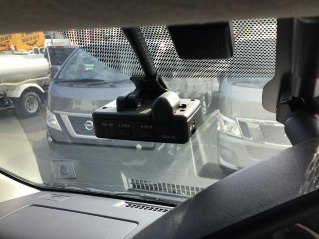 NV350キャラバンバン ロングプレミアムGXターボ ディーゼルターボ・エマージェンシーブレーキ・純正ナビ・フルセグ・アラウンドビューモニター・リヤクーラー・リヤヒーターETC ・ドラレコ・プッシュスタート(6枚目)