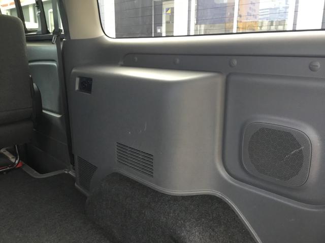 NV350キャラバンバン ロングプレミアムGXターボ ディーゼルターボ・エマージェンシーブレーキ・純正ナビ・フルセグ・アラウンドビューモニター・リヤクーラー・リヤヒーターETC ・ドラレコ・プッシュスタート(16枚目)