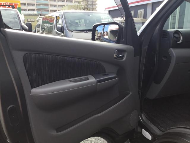 NV350キャラバンバン ロングプレミアムGXターボ ディーゼルターボ・エマージェンシーブレーキ・純正ナビ・フルセグ・アラウンドビューモニター・リヤクーラー・リヤヒーターETC ・ドラレコ・プッシュスタート(31枚目)