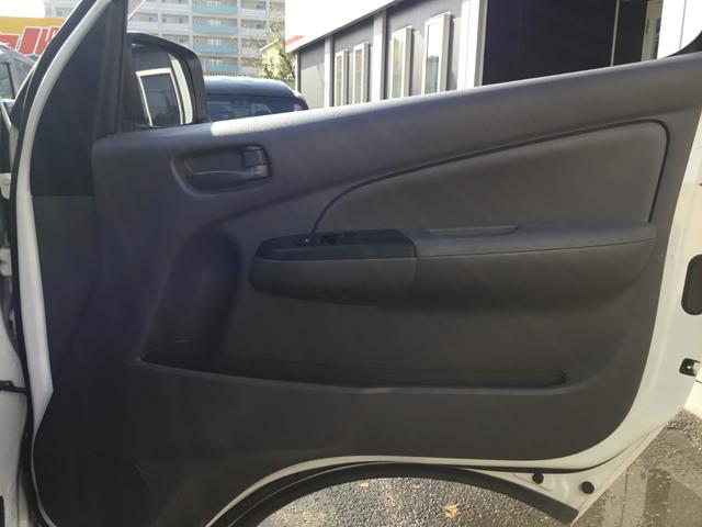 NV350キャラバンバン ロングVX 純正ナビ・フルセグ・BTオーディオ・ETC・ドラレコ・エマージェンシーブレーキ・Bカメラ・リヤクーラー・リヤヒーター(16枚目)