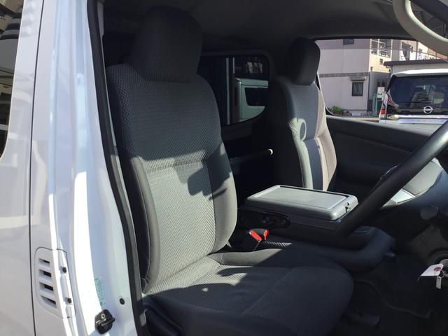 NV350キャラバンバン ロングVX 純正ナビ・フルセグ・BTオーディオ・ETC・ドラレコ・エマージェンシーブレーキ・Bカメラ・リヤクーラー・リヤヒーター(17枚目)