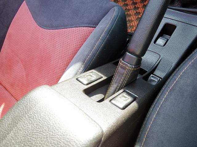 冬場も快適！シートヒーターも完備！