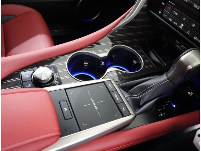 ＲＸ ＲＸ３００　Ｆスポーツ　セカンドパワーシート（電動リクライニング＆電動格納機能付）　セカンドシートヒーター　パーキングサポートブレーキ（静止物＋後方接近車両）［ＰＫＳＢ］＋［ＢＳＭ］＋［ＰＶＭ］（19枚目）