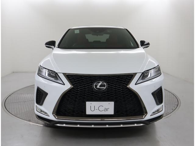ＲＸ ＲＸ３００　Ｆスポーツ　パノラミックビューモニター　ムーンルーフ（チルト＆スライド式）　ホイールロックナット　フロアマット（タイプＦ）　ナンバーフレーム　ＦＳＰＯＲＴ専用本革／ＦＳＰＯＲＴ専用フレアレッド／レーザーカット本杢（11枚目）