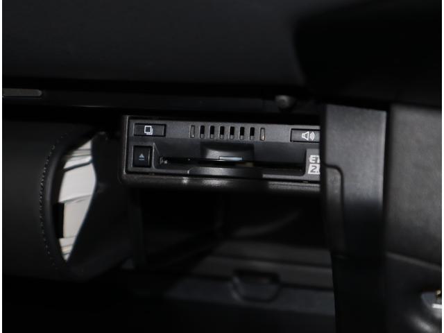 UX UX250h バージョンL 非認定中古車 カラーヘッドアップディスプレイ パノラミックビューモニター 設置型充電ムーンルーフ(チルト&アウタースライド式)純正ドライブレコーダー装備ランフラットタイヤ装備(225/50/RF18)(45枚目)