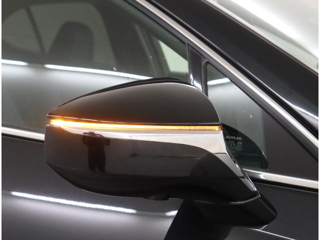 UX UX250h バージョンL 非認定中古車 カラーヘッドアップディスプレイ パノラミックビューモニター 設置型充電ムーンルーフ(チルト&アウタースライド式)純正ドライブレコーダー装備ランフラットタイヤ装備(225/50/RF18)(49枚目)