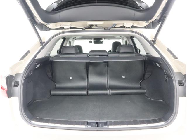 RX RX450h バージョンL 非認定中古車  ムーンルーフ(チルト&スライド式) ドアエッジプロテクター サイドバイザー フロアマット・ラゲージマット装備 社外品ドライブレコーダー装備 235/55R20タイヤ装備(14枚目)