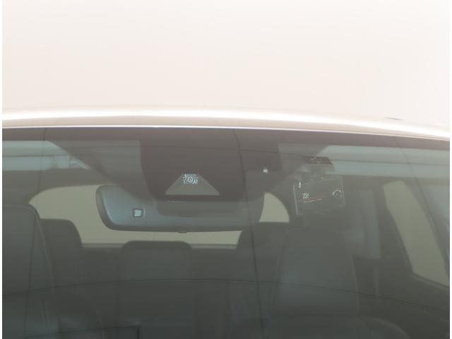 RX RX450h バージョンL 非認定中古車  ムーンルーフ(チルト&スライド式) ドアエッジプロテクター サイドバイザー フロアマット・ラゲージマット装備 社外品ドライブレコーダー装備 235/55R20タイヤ装備(40枚目)