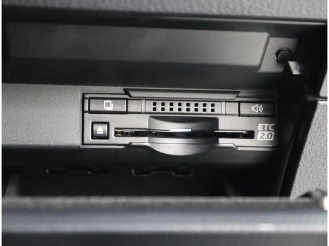 RX RX450h バージョンL 非認定中古車 235/55R20(セレクタブルカラートリムホイール) ルーフレール パノラマルーフ(アウタースライド式) スカッフイルミネーション ナンバーフレーム ロックナット(45枚目)