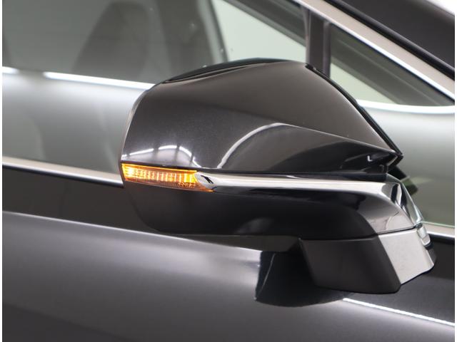 RX RX450h バージョンL 非認定中古車 235/55R20(セレクタブルカラートリムホイール) ルーフレール パノラマルーフ(アウタースライド式) スカッフイルミネーション ナンバーフレーム ロックナット(47枚目)