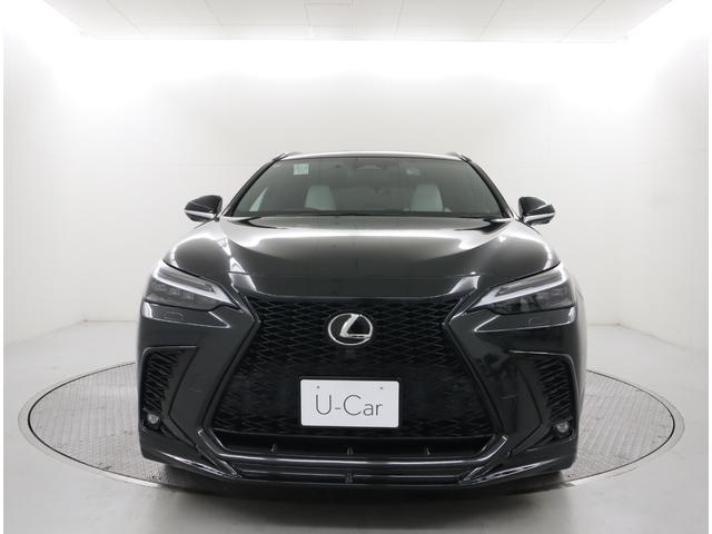 ＮＸ ＮＸ３５０　Ｆスポーツ　認定中古車ルーフレールパノラマルーフ（ＩＲ・ＵＶカット機能／チルト＆アウタースライド式パノラミックビューモニター／ＬＣＡ＋別体型ディスクプレイヤーＦＳＰＯ専用オレンジブレーキキャリパー（ＬＥＸＵＳロゴ（3枚目）