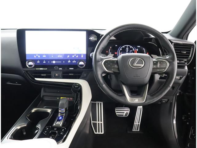 ＮＸ ＮＸ３５０　Ｆスポーツ　認定中古車ルーフレールパノラマルーフ（ＩＲ・ＵＶカット機能／チルト＆アウタースライド式パノラミックビューモニター／ＬＣＡ＋別体型ディスクプレイヤーＦＳＰＯ専用オレンジブレーキキャリパー（ＬＥＸＵＳロゴ（8枚目）